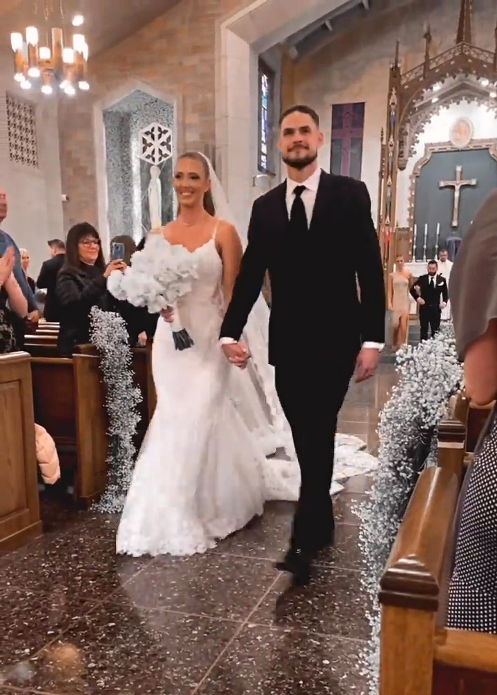 The Challenge’s Zach Nichols and Jenna Compono Celebrate Dream Wedding After Intimate Ceremony