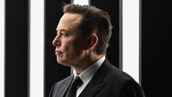 Twitter Takeover Elon Musk Reaches Deal Buy Social Media Platform
