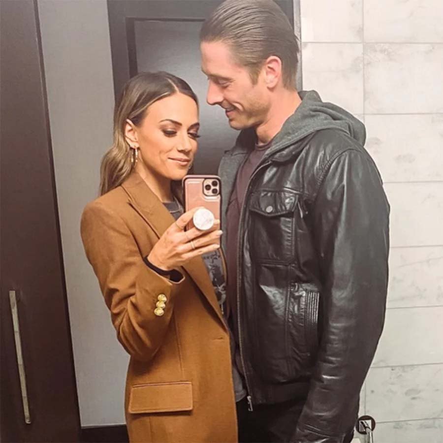 Jana Kramer Sparks Ian Schinelli Split Speculation