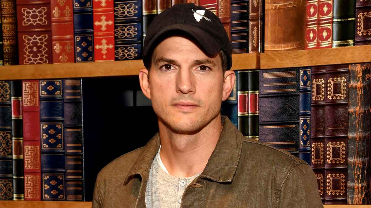 Zoe Kravitz Drinks Milk Like a Cat and More Wacky Celebrity Diets