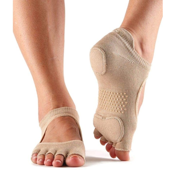 best-padded-socks-knee-pain-toesox