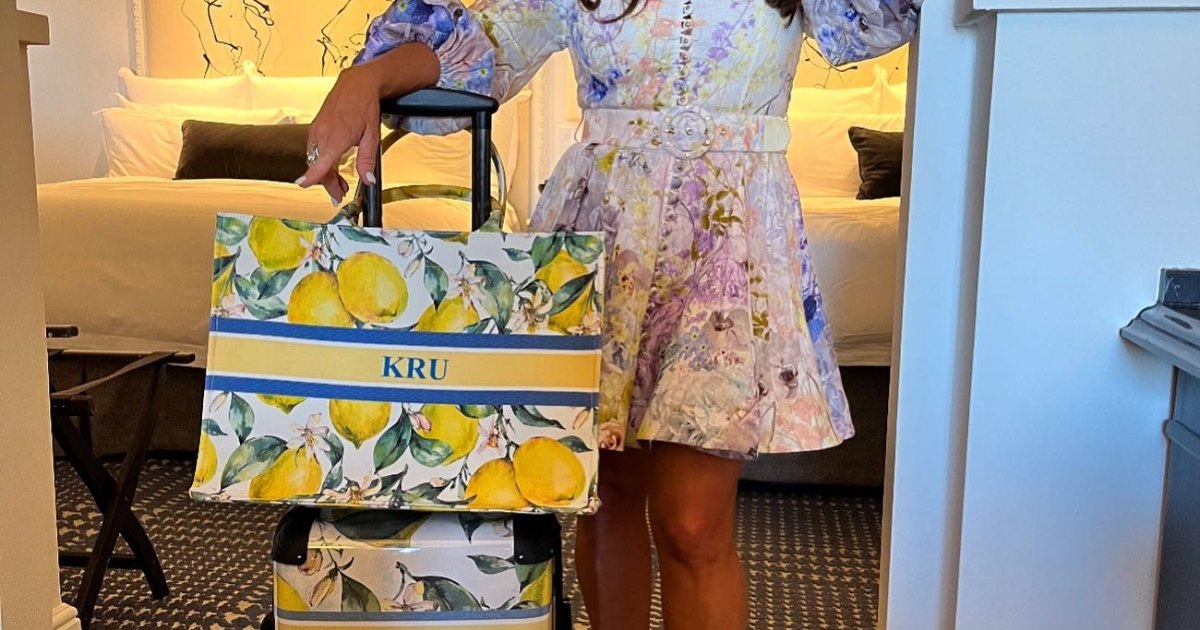 Kyle Richards Suggests This Travel Make-up Case ‘Fits Every little thing You Need’