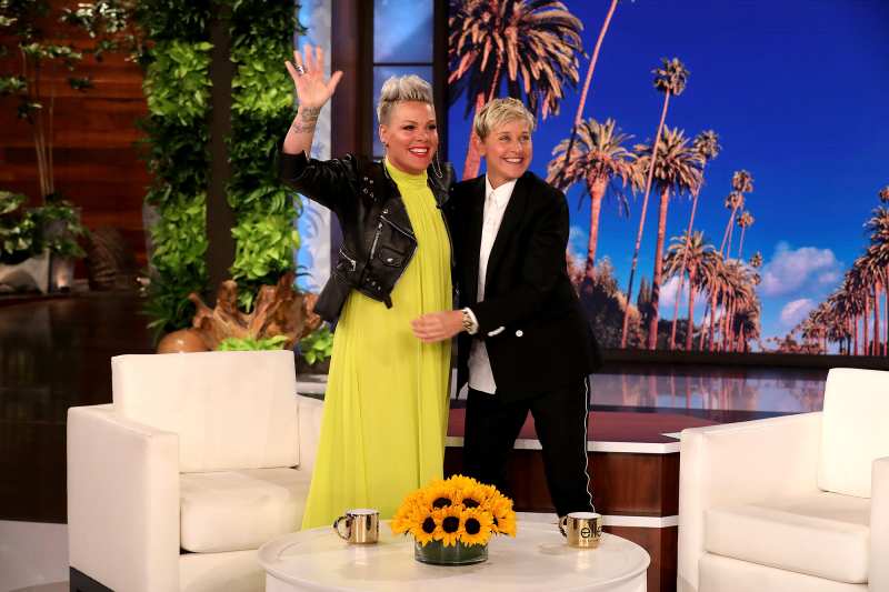 Ellen DeGeneres Tearfully Thanks Audience While Saying Goodbye on Final Ellen Show Episode 07