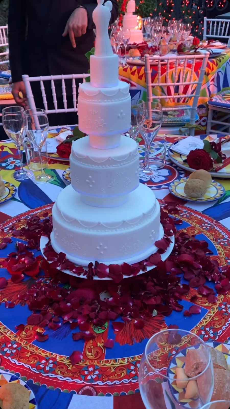 Kravis Wedding Cake