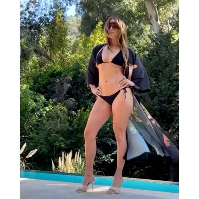 schetsen geboorte Vrijwel Jennifer Lopez Is Summer-Ready in Black Bikini and Heels