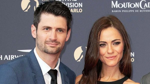 Just Married James Lafferty Alexandra Park Tie Knot Hawaii