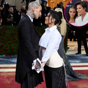 Kardashian Family Reacts to Kourtney Kardashian and Travis Barker Wedding