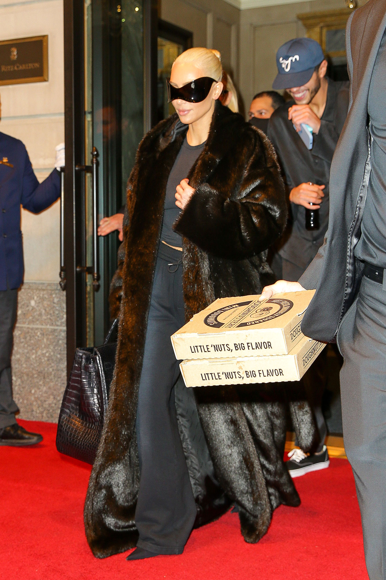 Kim Kardashian Ate Donuts and Pizza After Losing 16 Pounds to Fit Into Met Gala 2022 Dress 2