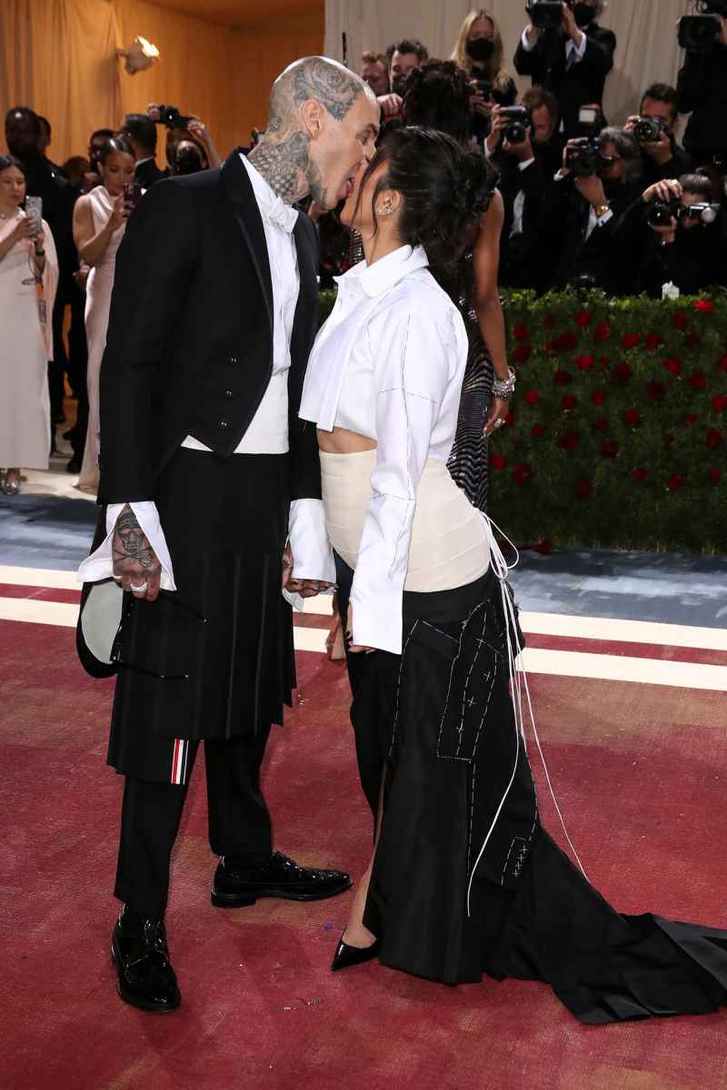Kourtney Kardashian and Travis Barker Pack on the PDA at 2022 Met Gala 2022 After Skipping the Event 1 Year Prior 04