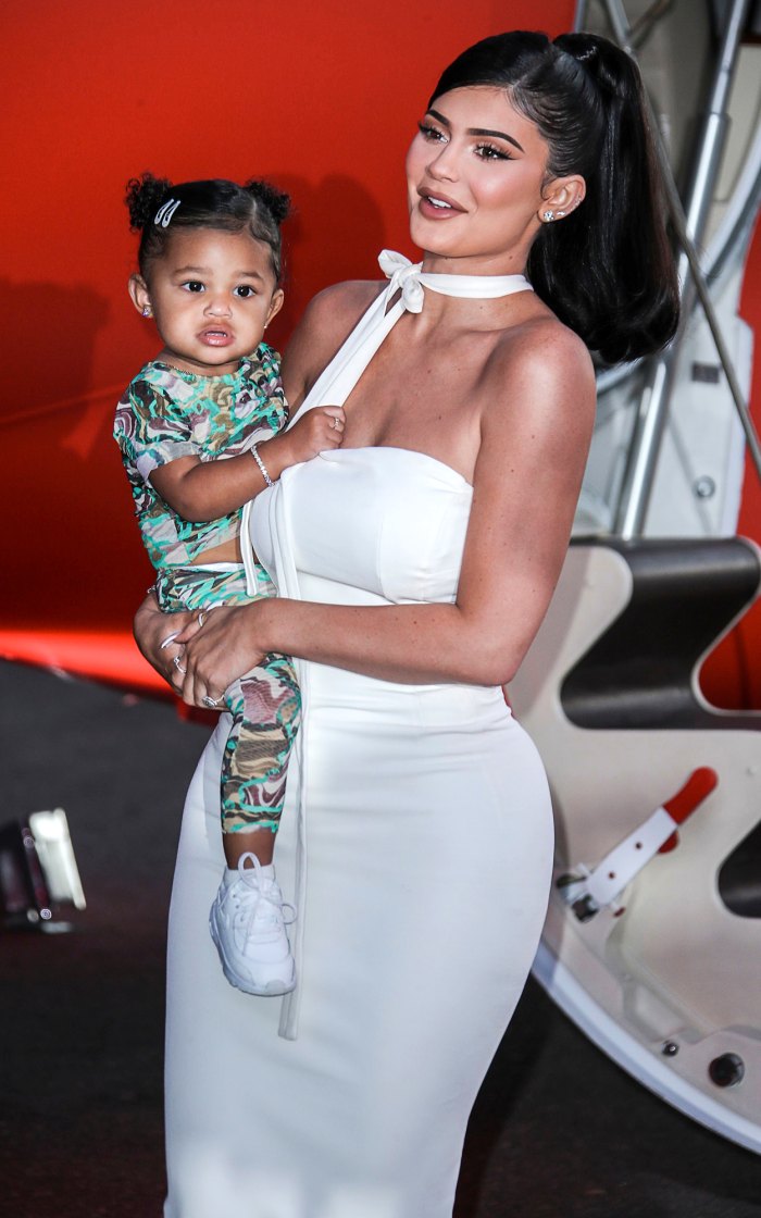 Kylie Jenner Marvels at Her Son’s Tiny Toes In Sweet Photo With Stormi: 'I Made These'
