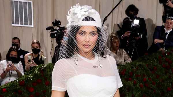 Kylie Jenner Shares Another Glimpse Her Son While Celebrating Mothers Day