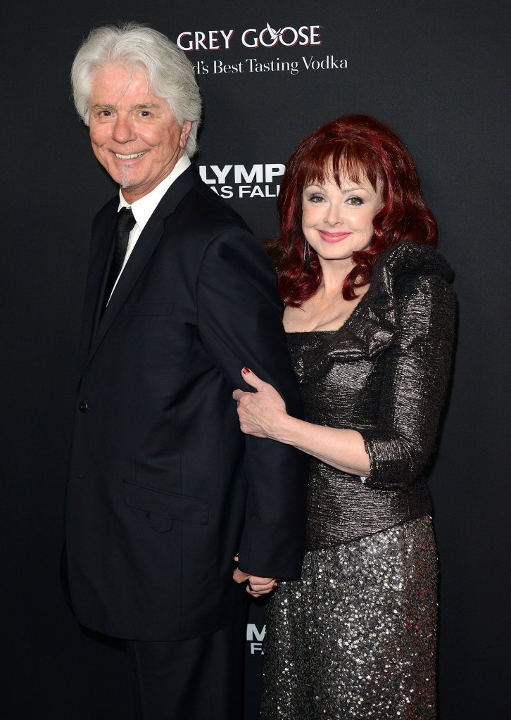 Naomi Judd Husband Larry Strickland Recalls Her Fragile Final Days in Emotional Tribute Feature