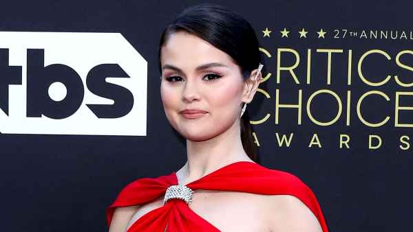 No I'm fine': Selena Gomez Jokes About Being Single