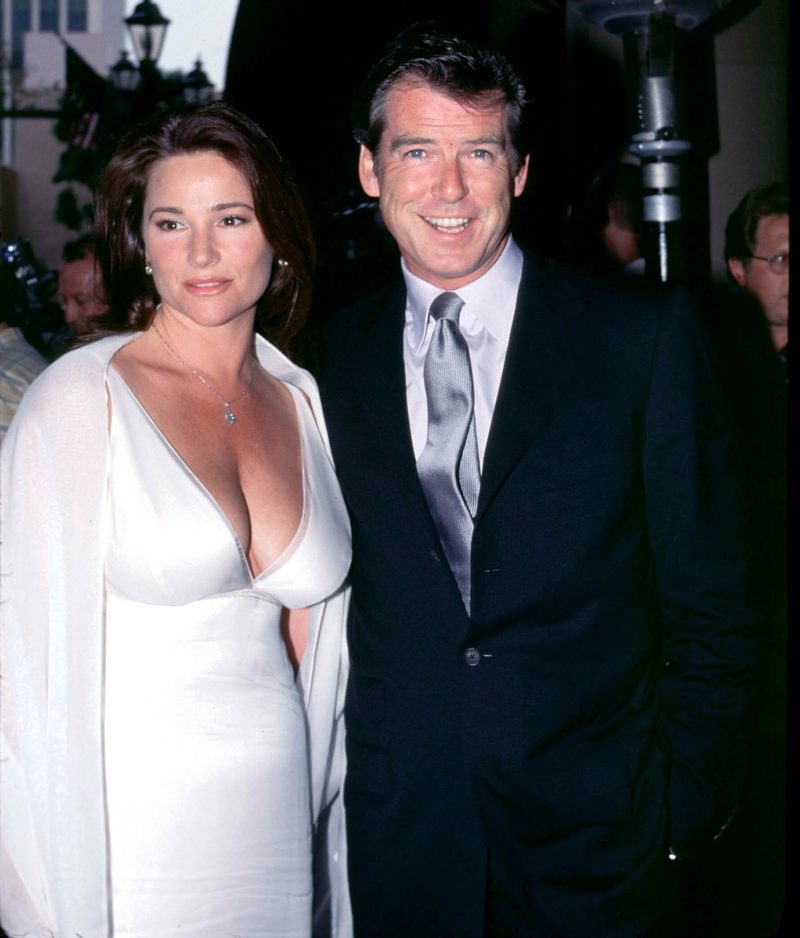 2001 Pierce Brosnan and Wife Keely Shaye Smith's Relationship Timeline