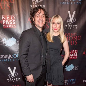 Thomas Ian Nicholass Wife Collette Files Divorce After Over Decade