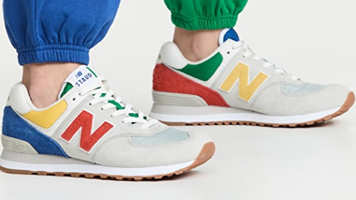 8 Cool New Balance Outfits That Feel Very 2022  Sneaker outfits women, New  balance outfit, Trainers outfit