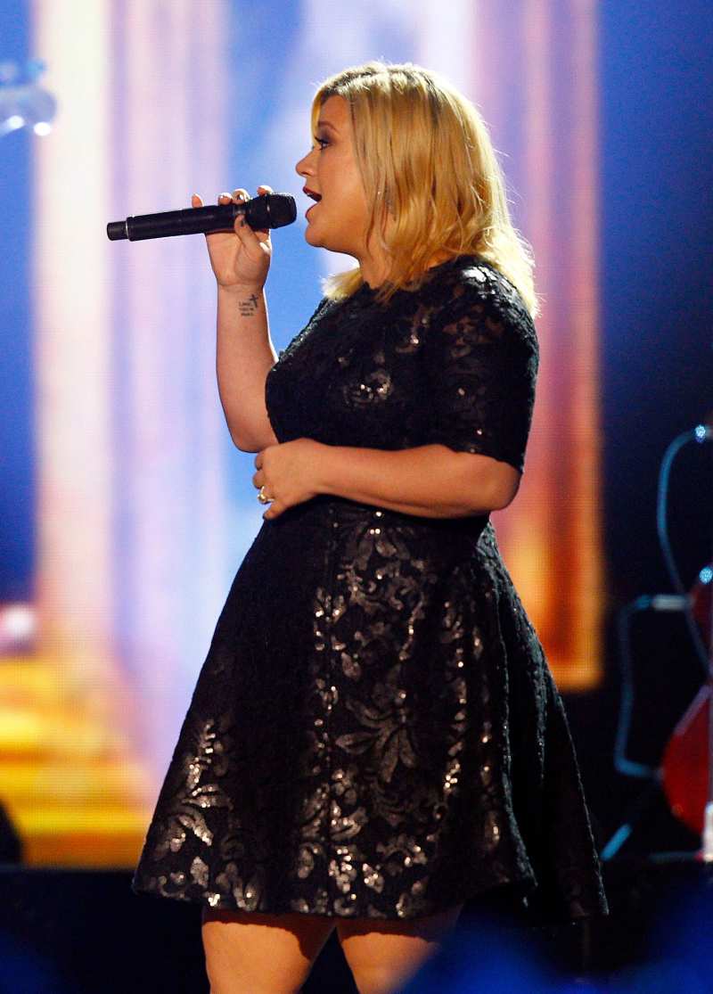 Kelly Clarkson’s Body Evolution Through the Years