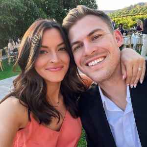 Bachelor Nation Tia Booth Is Pregnant Expecting 1st Child After Taylor Mock Engagement