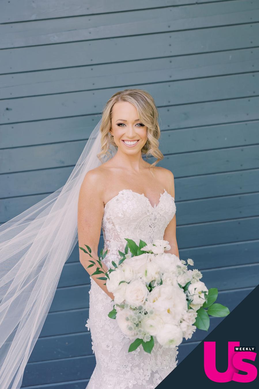 Best Day MLB Kelsey Wingert Marries Casey Linch After Foul Ball Injury