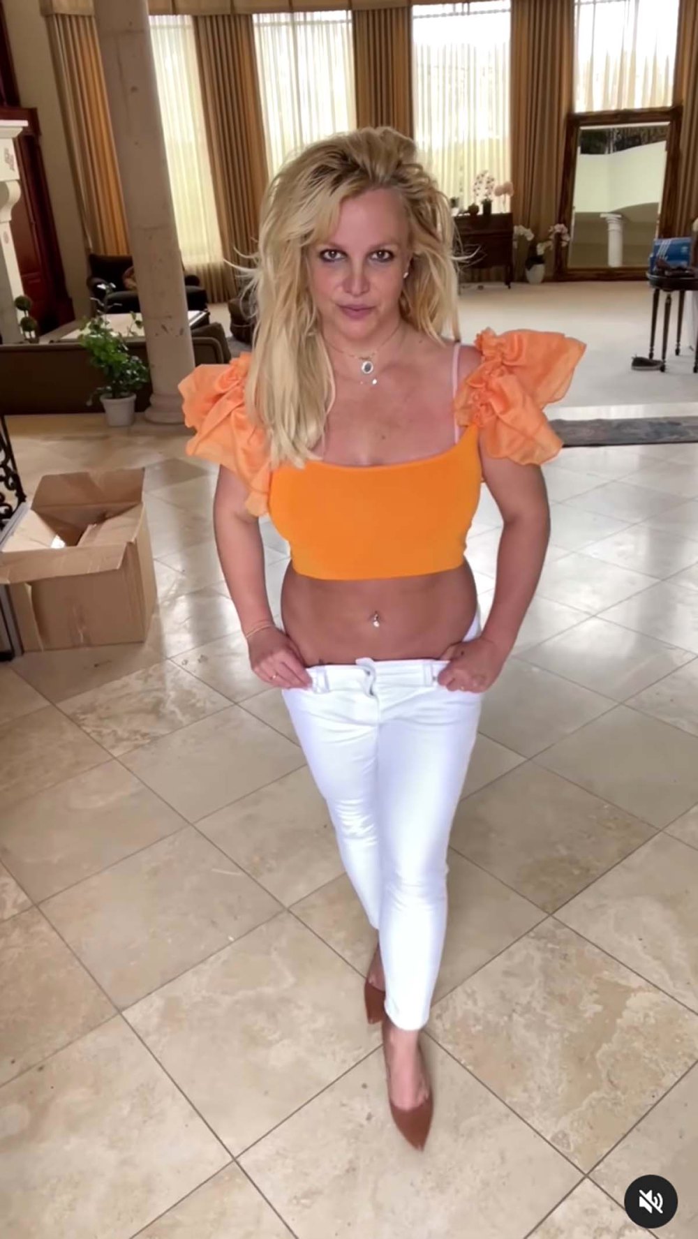 Britney Spears Fits Into Low Rise Jeans From Over Two Decades Ago