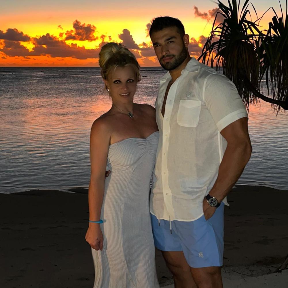 Britney Spears and Sam Asghari Are Getting Married Today 2