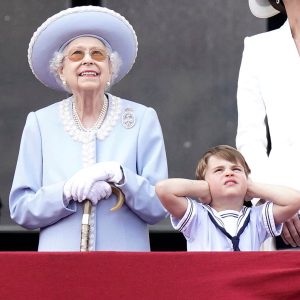 Feature Prince Louis Has Adorable Reaction to Loud Planes During Trooping the Colour Flyover