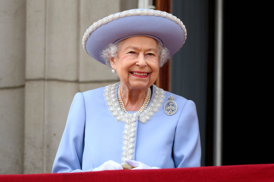 Queen Elizabeth II's Platinum Jubilee: See Royal Family Photos