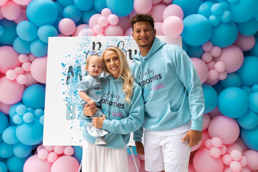 NFL Star Patrick Mahomes and Wife Brittany Announce Sex of Baby No. 2 — With Squirt Gun Reveal