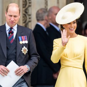 Prince William Duchess Kate Seemingly React Prince Louis Jubilee Memes