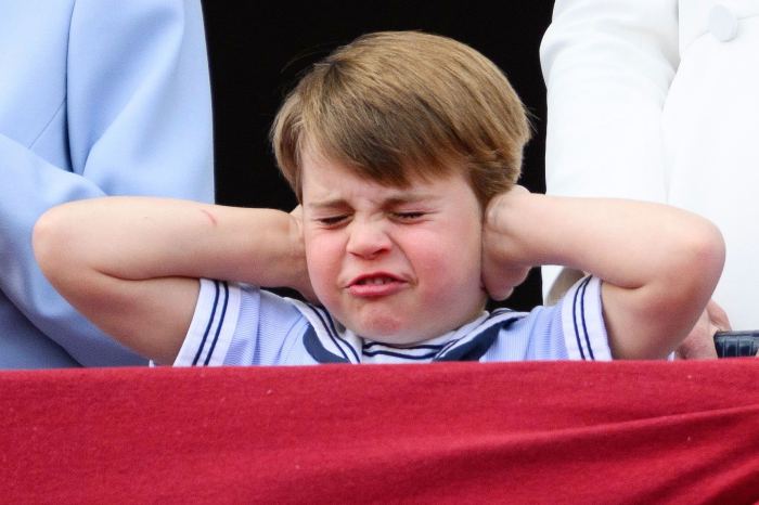 Prince William Duchess Kate Seemingly React Prince Louis Jubilee Memes