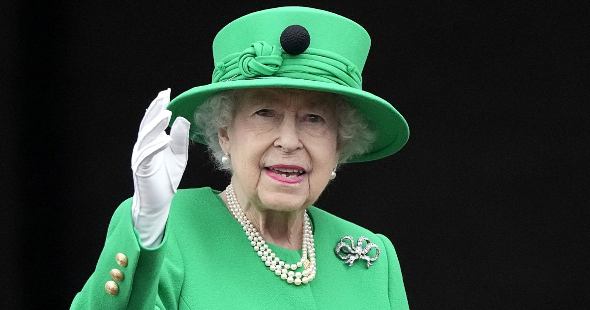 Queen Elizabeth Makes Surprise Jubilee Appearance After Absences | Us Weekly Queen Elizabeth Makes Surprise Jubilee Appearance After Absences | Us Weekly