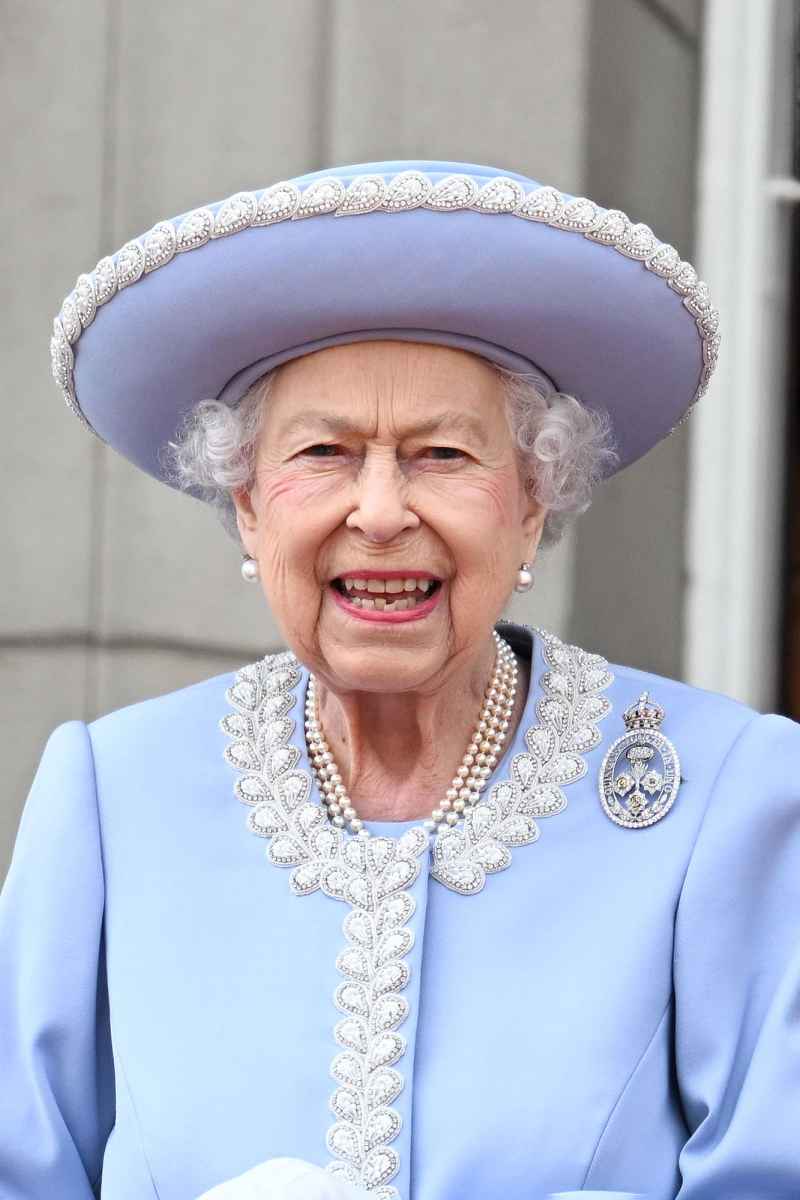 Queen Elizabeth Makes Her Platinum Jubilee Debut at Trooping the Colour 2