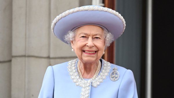 Queen Elizabeth Makes Her Platinum Jubilee Debut at Trooping the Colour 4