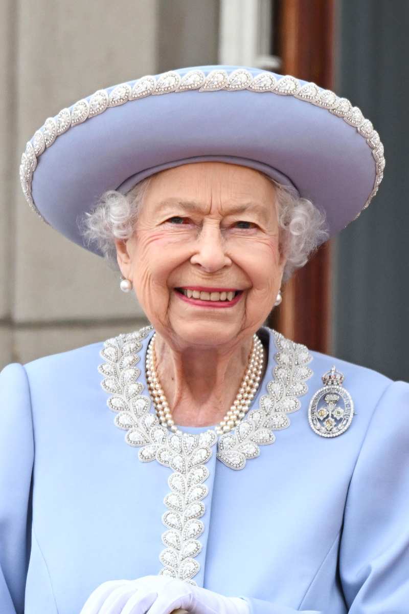 Queen Elizabeth Makes Her Platinum Jubilee Debut at Trooping the Colour 5