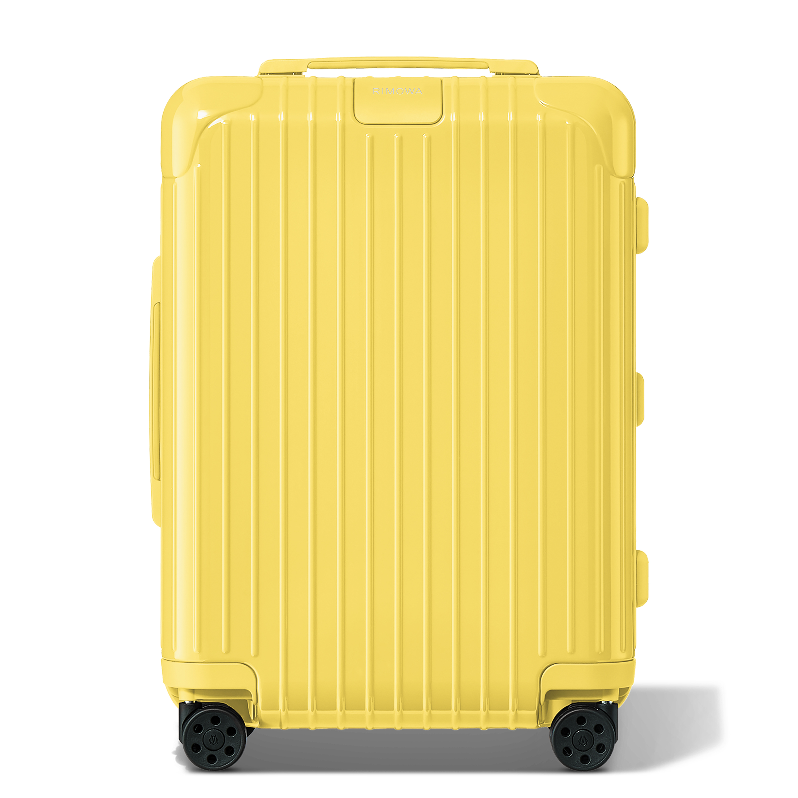 Luggage Review: Rimowa, my Favorite Lightweight Suitcase - Souvenir Finder