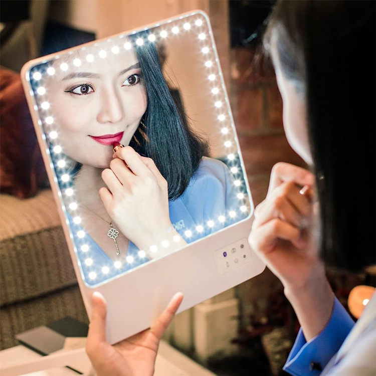 mirror-selfie