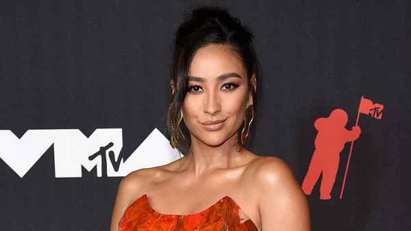 Shay Mitchell Shares 1st Photo of Baby No. 2, Reveals Daughter's Name