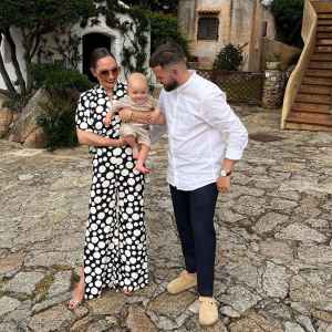 Tom Mann Late Dani Hampsons Family Album With Son Bowie Photos