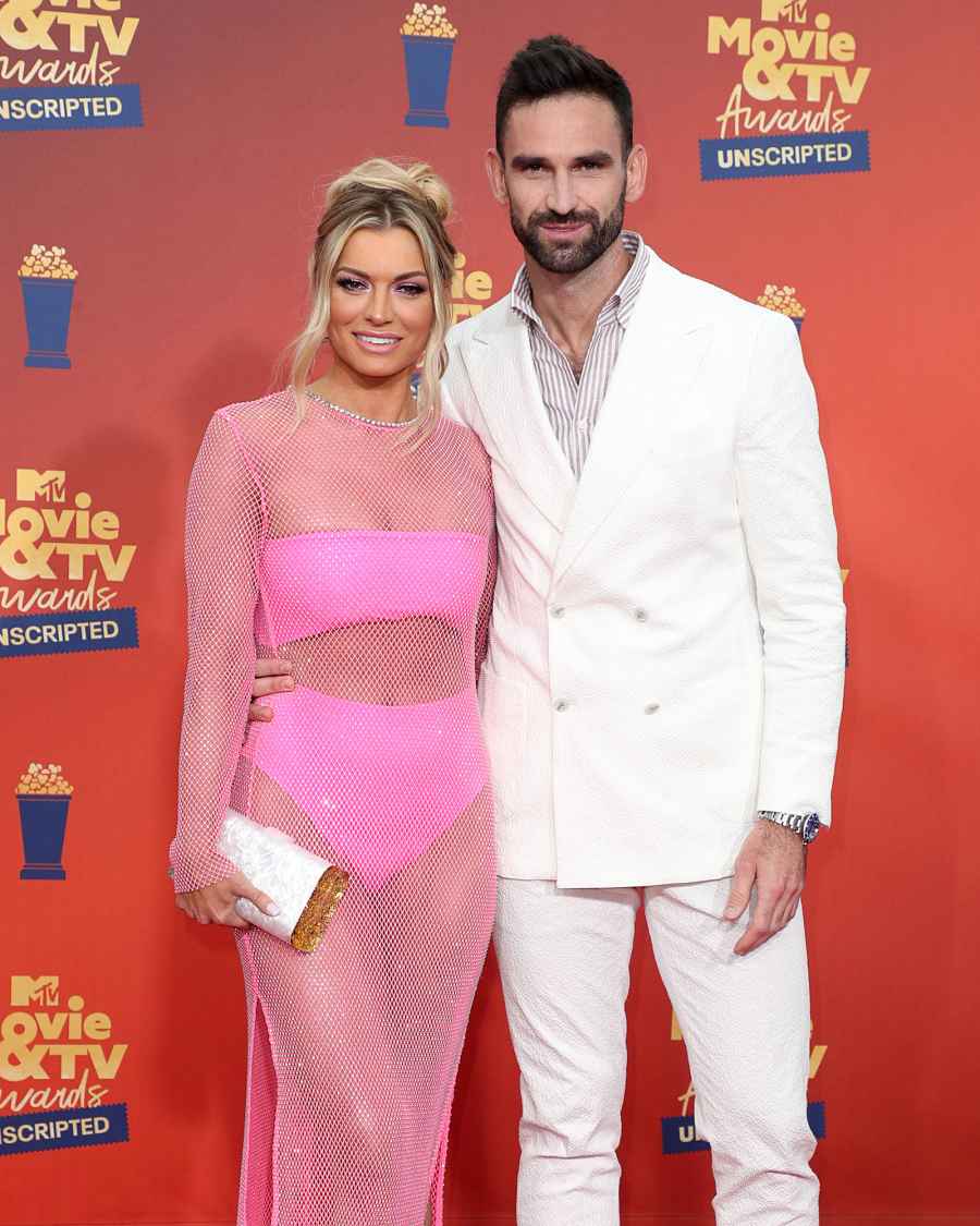 Red Carpet Romance! Lindsay and Carl Heat Up the MTV Movie & TV Awards