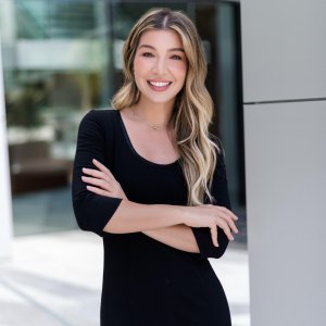 holly-edwards