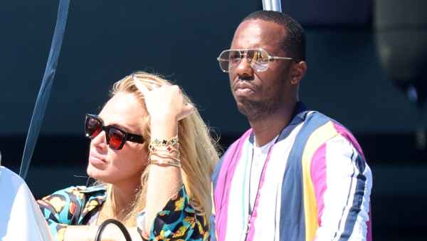 Adele Cozies Up to Boyfriend Rich Paul on Summer Getaway to Sardinia