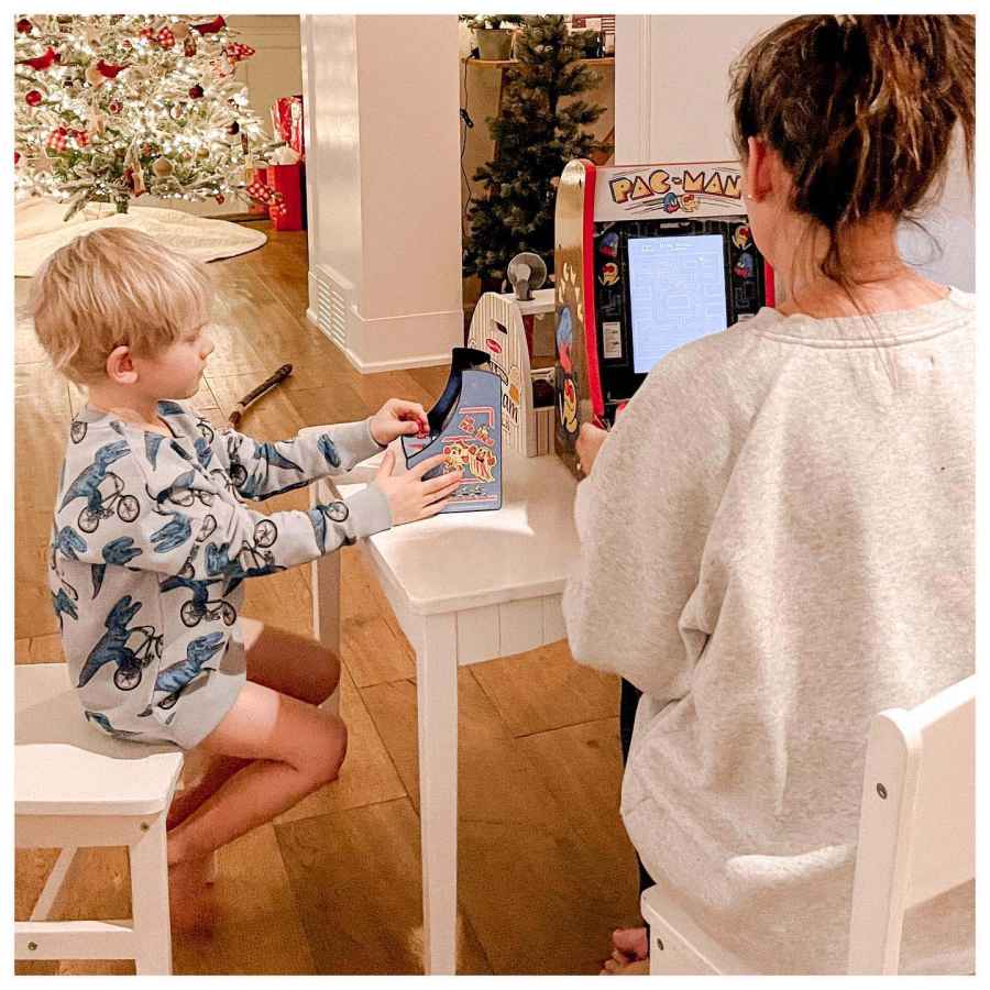Bachelorettes Jillian Harris Sweetest Family Moments With Husband 3 Kids