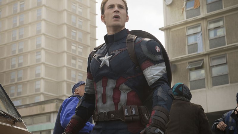 Chris Evans Says Sam Wilson is Captain America Ahead of 4th Movie 03