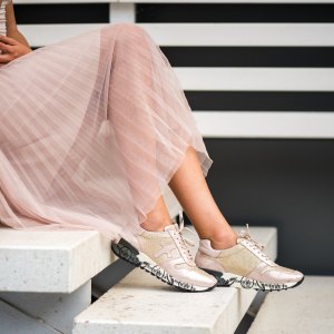 Comfy-Painless-Sneakers