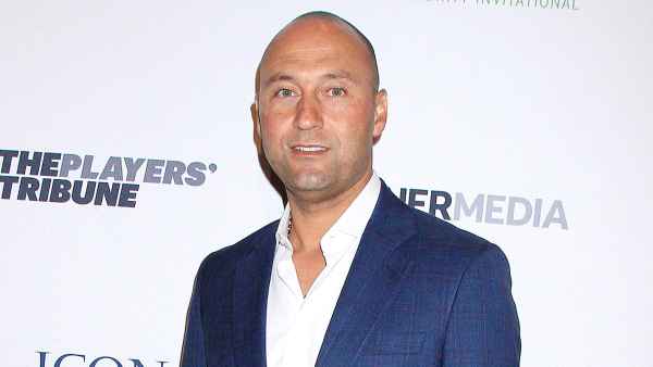 Derek Jeter Finally Addresses Rumor He Gave Gift Baskets to 1-Night Stands
