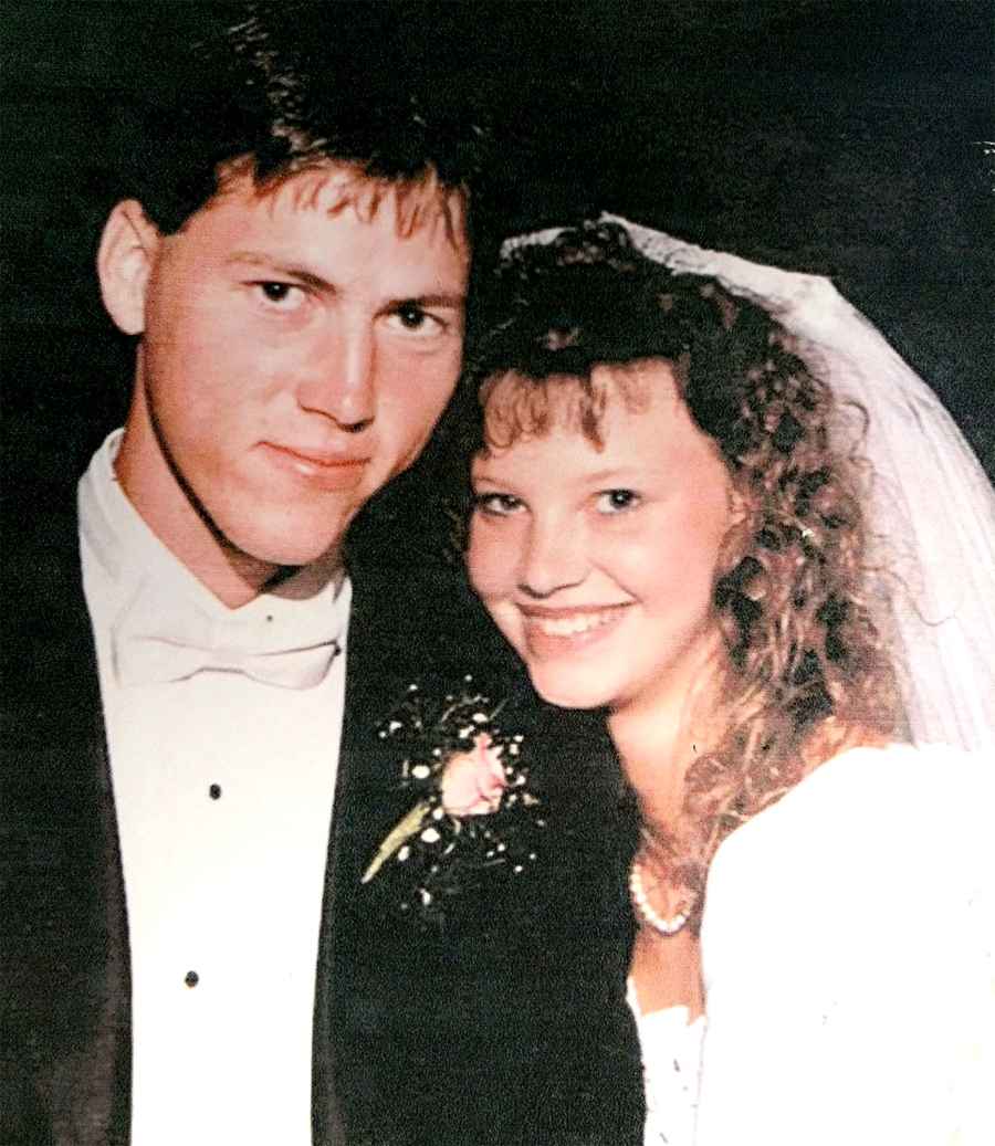 Duck Dynasty: Pre-Beard Family Photo Album Jase and Missy
