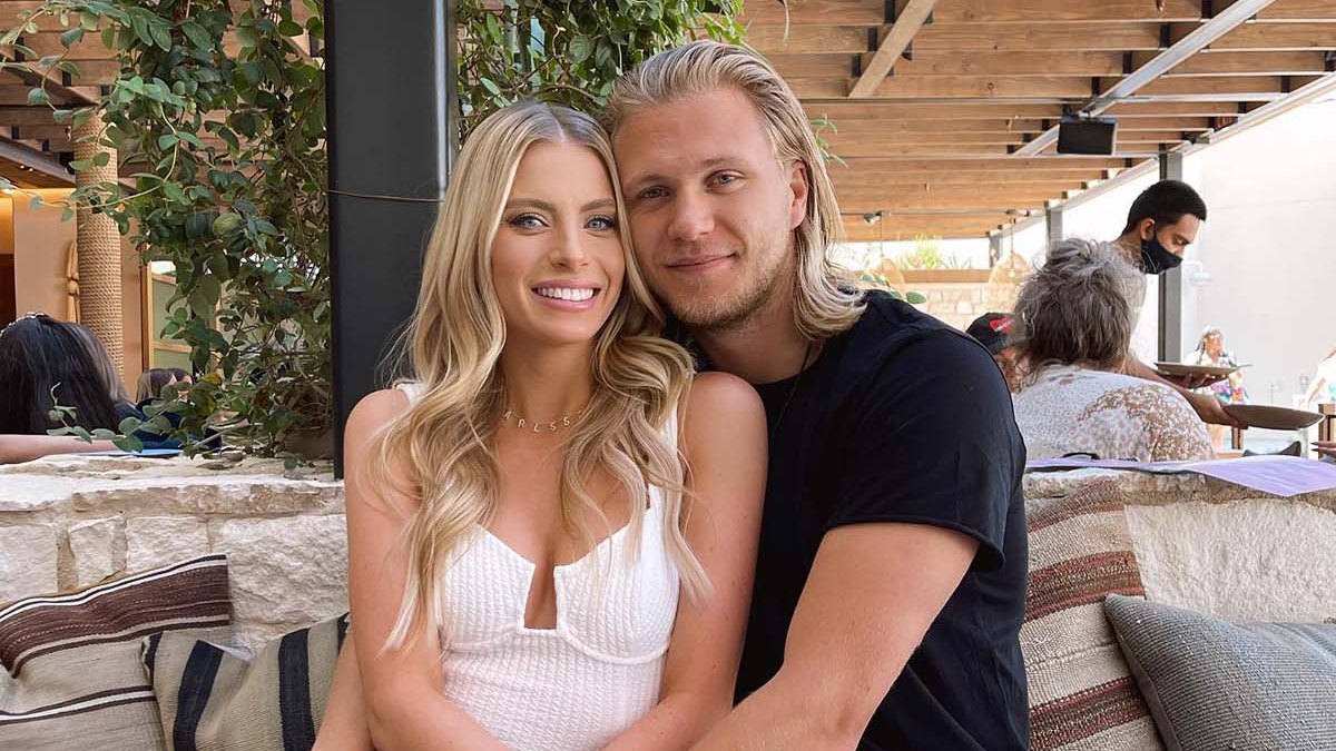 William Karlsson and wife Emily welcomed their son Beckham, just