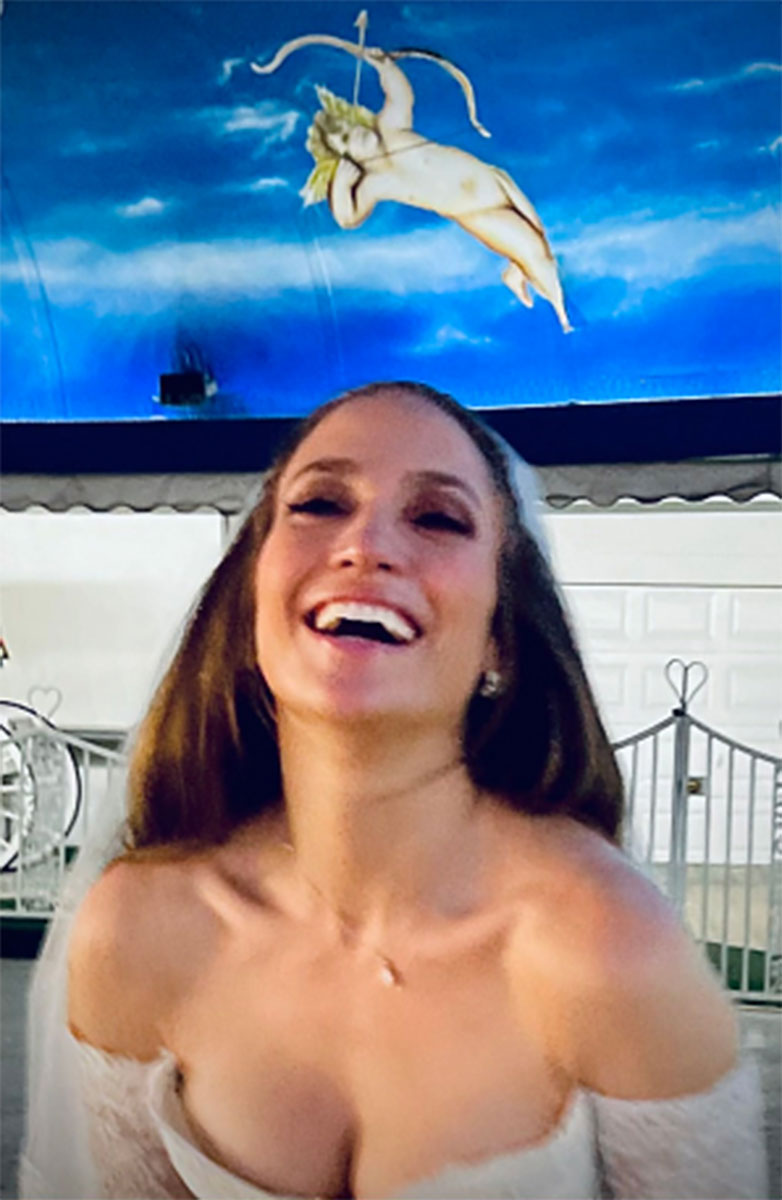 Jennifer Lopez Getting Ready Right Before Marrying Ben Affleck 2