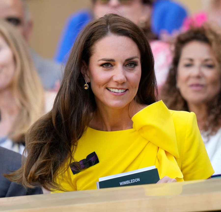 Kate Middleton Sits Near Tom Cruise at Wimbledon Women's Finals Before Presenting Trophies to Players: Photos