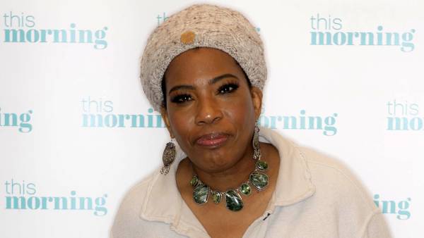 Macy Gray Accused of Transphobia, Argues Surgery 'Doesn't Make You a Woman